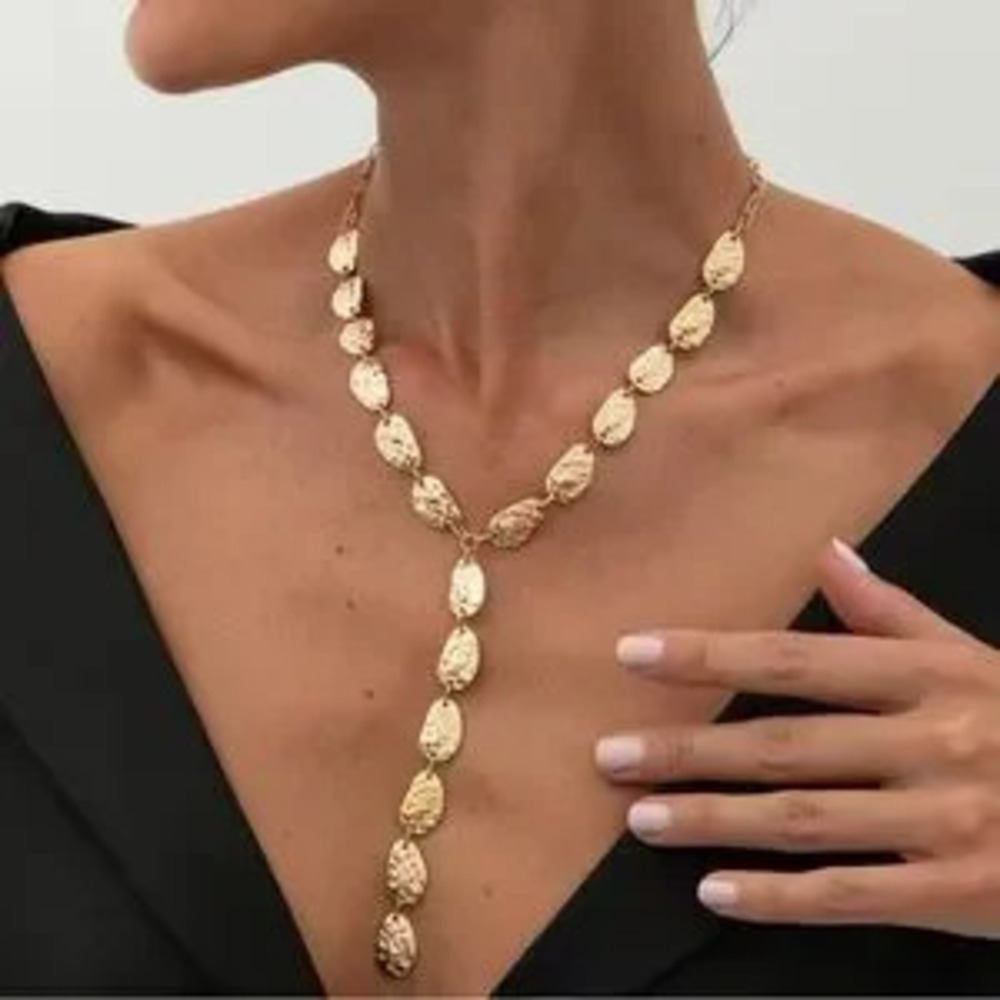 Irregular Textured Water drop Gold Necklace hammered coin necklace